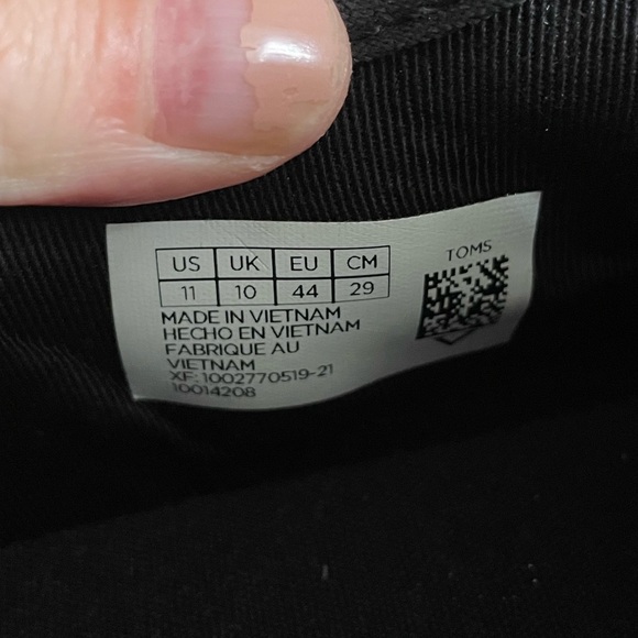 Toms Carlo Black and White Printed Canvas Sneaker Size 11 - Picture 4 of 11